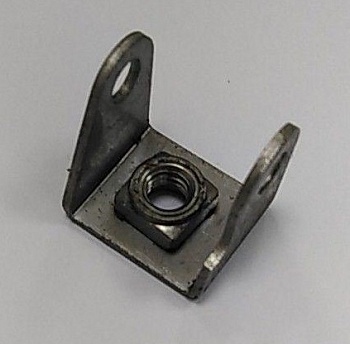 Скоба защелки M6 F9.8A (2-5) Скоба защелки M6 F9.8A (2-5)